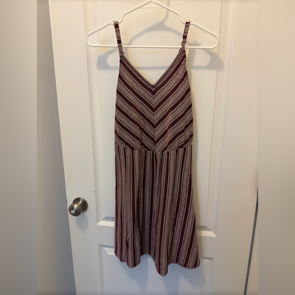 Maroon and White Dress | Universal Thread | Size M